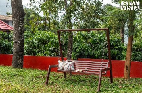 Kurchi Villa | StayVista at Hermitage 4BR -Coorg Near Irupu Falls