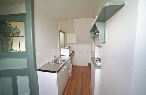 Soldiers Hill Apartment | Step into a cozy and practical 2 bedroom apartment, thoughtfully designed for a comfortable stay. PLEASE NOTE: There are stairs to access the property