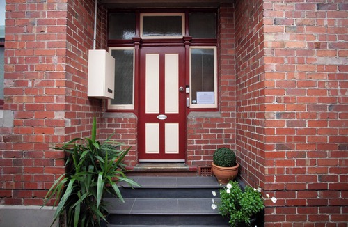 Soldiers Hill Apartment | Step into a cozy and practical studio apartment, thoughtfully designed for a comfortable stay.