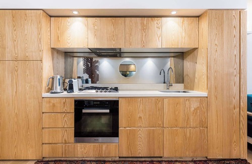 Bondi Beach Apartment | Studio 225 Bondi Beach with Courtyard View