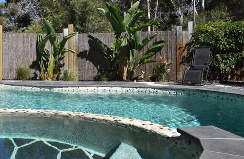 Hurstbridge Apartment | Studio Apartment in Leafy Hurstbridge