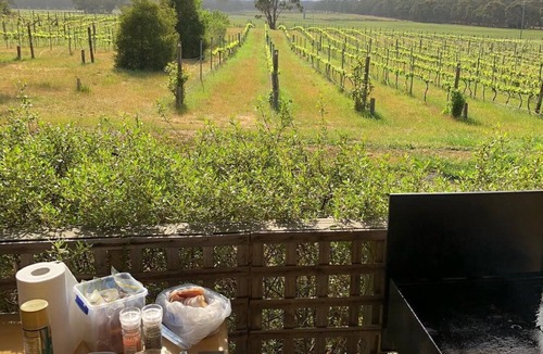 Amherst Bed & Breakfast | Studio apartment on a vineyard in the heart of the goldfields