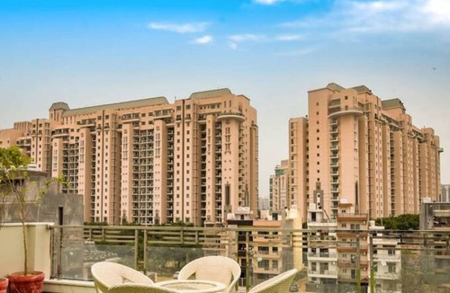 Gurugram Apartment | Studio serviced apartment with Gym patio