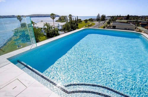 Batemans Bay Apartment | Stunning 3-Bed Unit with Bayside Views