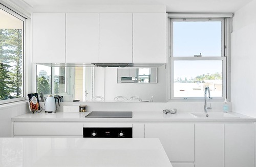 Manly Apartment | Stunning Beachfront Fully Renovated Beach Views