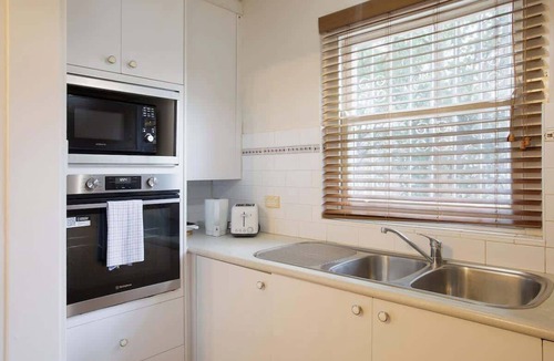 Vaucluse Apartment | Stylish 1BR Vaucluse Escape | Near Shops & CBD