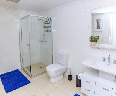 Braddon Apartment | Stylish inner-city Haven