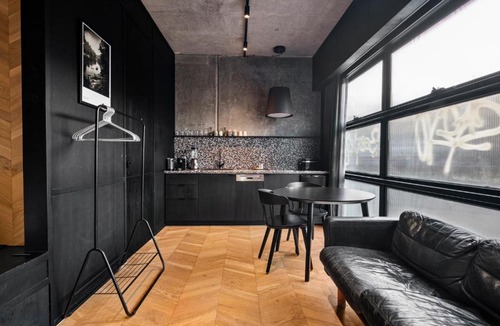 Fitzroy Apartment | Stylish Studio Stay in Central Fitzroy