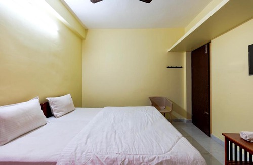 Vadanemelli Hotel | Subham Residency