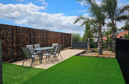 Bacchus Marsh House | Summer view