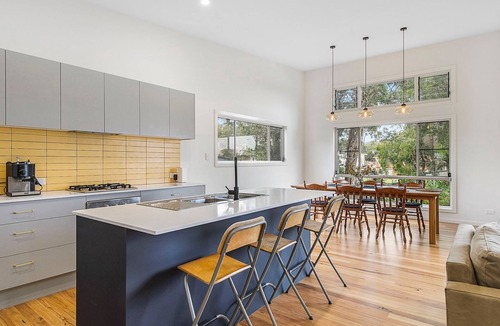 North Haven House | Sunburst - Brand New 3 Bedroom Holiday Home By The Beach