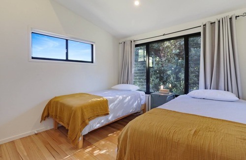 Pambula Beach Cabin | Sunkissed - 2 Bedroom House