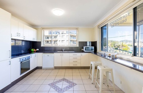 Nelson Bay Apartment | Sunset, 3/11 Victoria Parade - stunning unit right across from the water