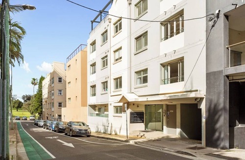 Coogee Apartment | Sunset Swirl A Pastel Dream by the Beach