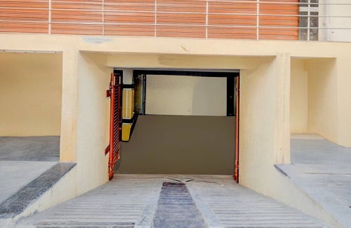 Kukatpally Housing Board Colony House | Super Collection O Forum Mall Hyderabad