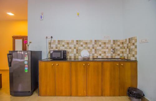 Santa Cruz Hotel | Super Collection O Holy Cross Home Stays