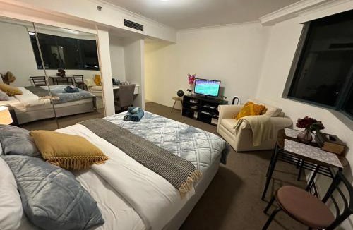 Haymarket Apartment | Super comfortable quiet room