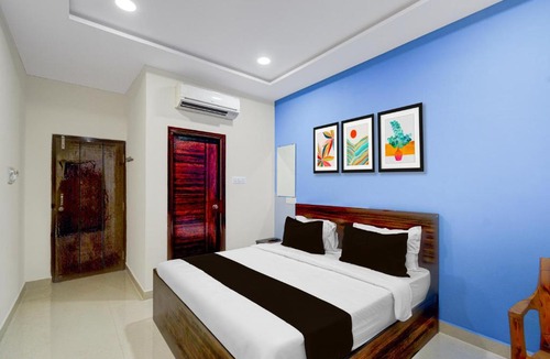 Dr AS Rao Nagar Hotel | Super HOTEL O GOLDEN CITY INN