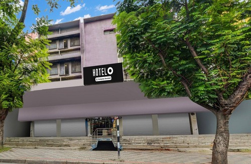 Hyderabad House | Super Hotel O Secunderabad Central Railway Station