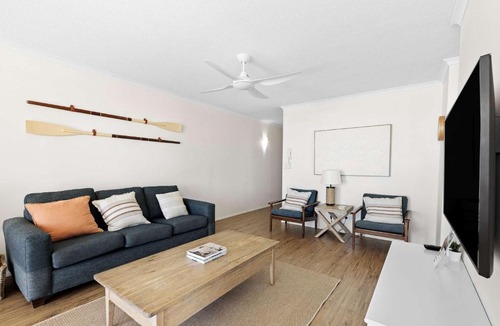 Palm Beach Apartment | Surfside 8