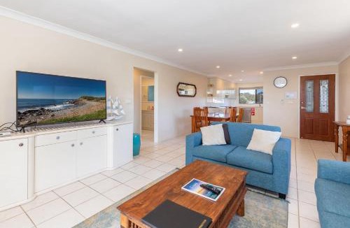 Forster Apartment | Surfspray 3 Pebbly Beach