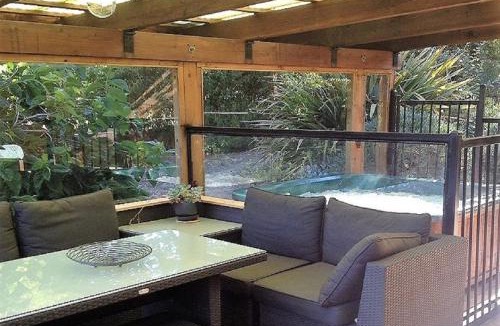 Daylesford Apartment | Sutton Spring Art Retreats