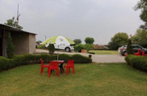 Mathura Hotel | Swaswtik Resort