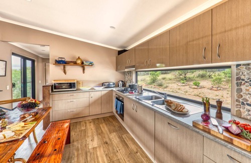 Brayton House | Tea Tree Hollow – inspired bush and eco holidaying