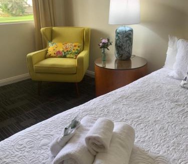 Temora Hotel | Temora Motel - UNDER NEW MANAGEMENT