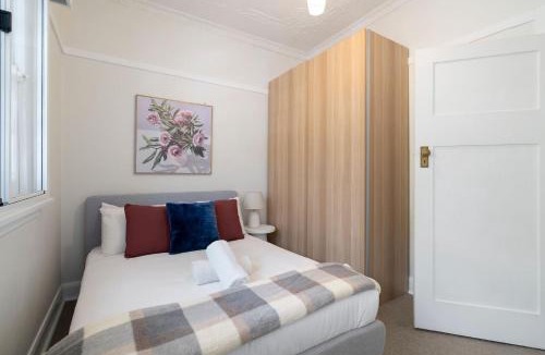 Double Bay Apartment | The 450 Collection Double Bay Stays Suite 5