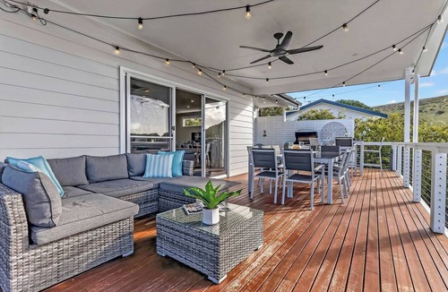 Second Valley House | The Ark Beachside Sanctuary with Valley Views