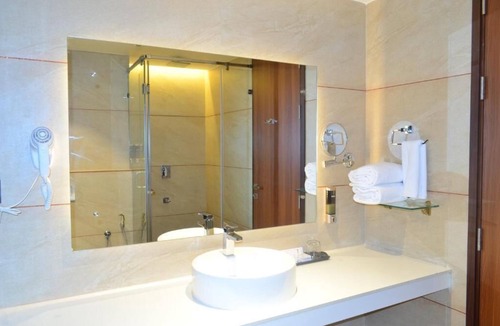 Subrahmanya Hotel | THE AURUM SUBRAHMANYA