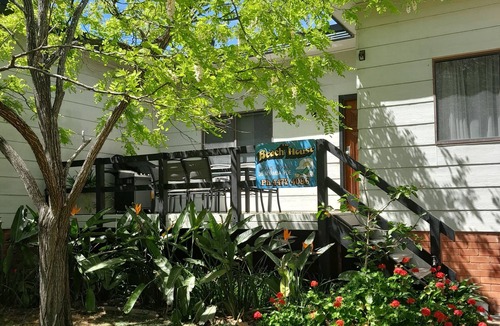 South Coast Cottage | The Beach House, Right on the Beach