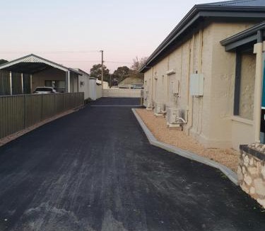 Seymour Hotel | The Bend Abode