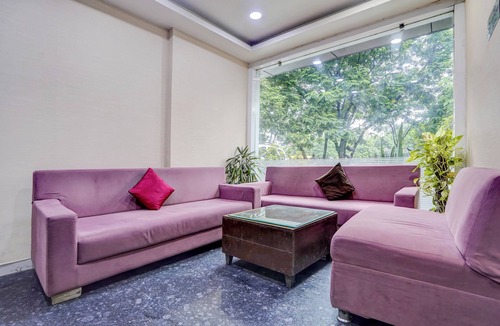 Indore Hotel | The Byke Express - Pishori inn