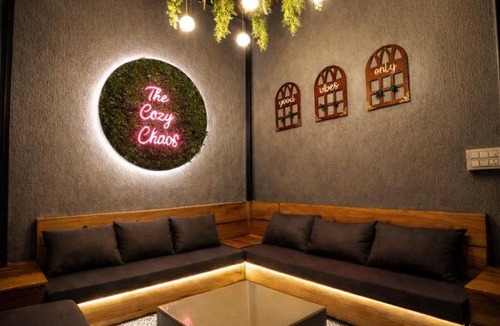 Taj Ganj House | The Cozy Chaos - Spa Jacuzzi -Private Terrace - Taj Mahal