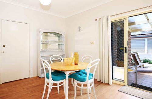 Currarong House | The Crescent @ Currarong - Pet Friendly Beachfront