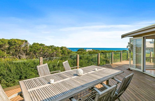 Smiths Beach House | The Deck House - sleeps 8