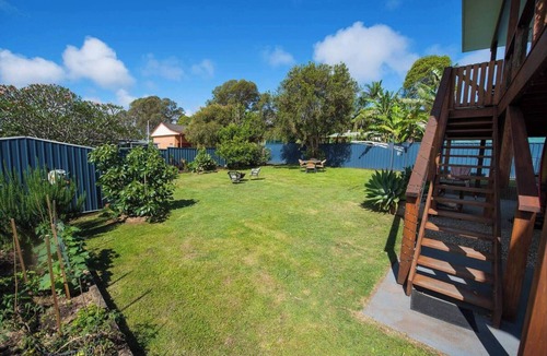 Port Macquarie Apartment | The Eazy Living Studio - Pet Friendly