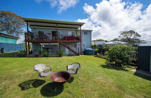 Port Macquarie Apartment | The Eazy Living Studio - Pet Friendly