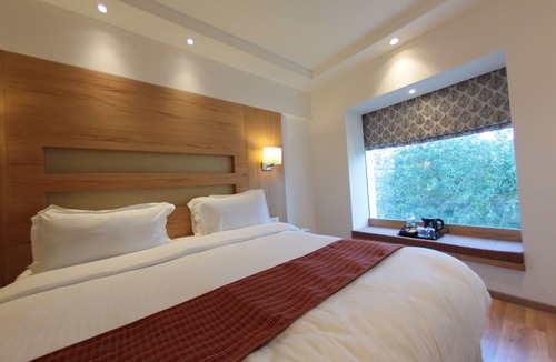 Nashik Hotel | The Emerald Park