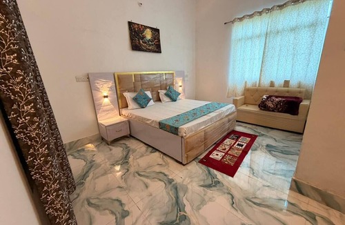 Bharthana Hotel | The Golden Nacre Palace