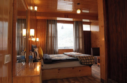 Vashist Hotel | The himalayan Drift Cottage
