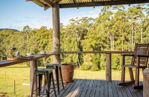 Coramba House | The Hitching Rail Hut - Relax, Unwind & Reconnect