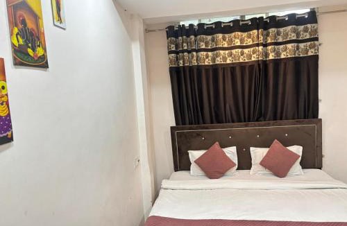 Indore Hotel | The Human Stay