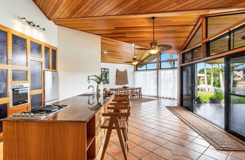 Yamba House | THE Islander - Waterfront with Pool - Holiday Yamba