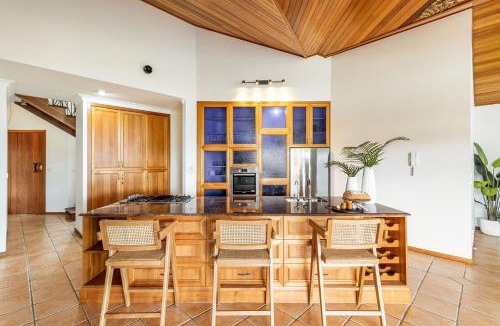 Yamba House | THE Islander - Waterfront with Pool - Holiday Yamba