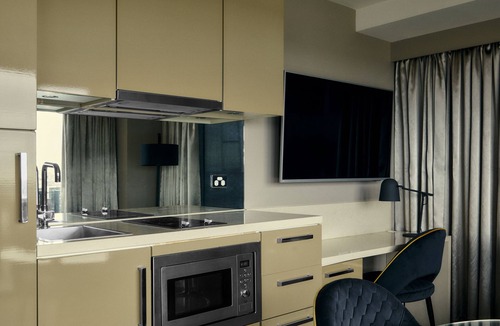 Melbourne Hotel | The Kinson