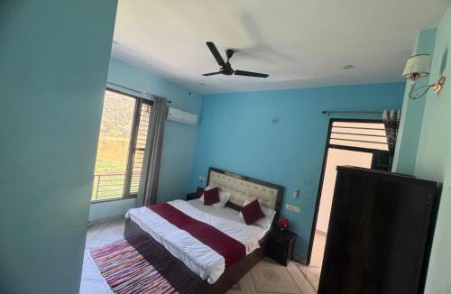 Kalka Hotel | The Lake Front Resort and Restaurant
