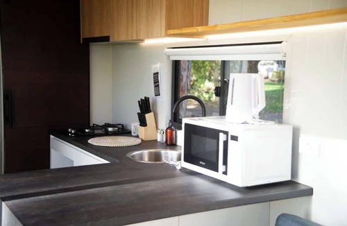 Canoelands House | The Lorikeet Tiny Home with Stunning Views